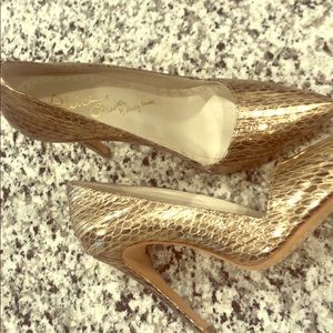 Gold patterned Alice + Olivia heels